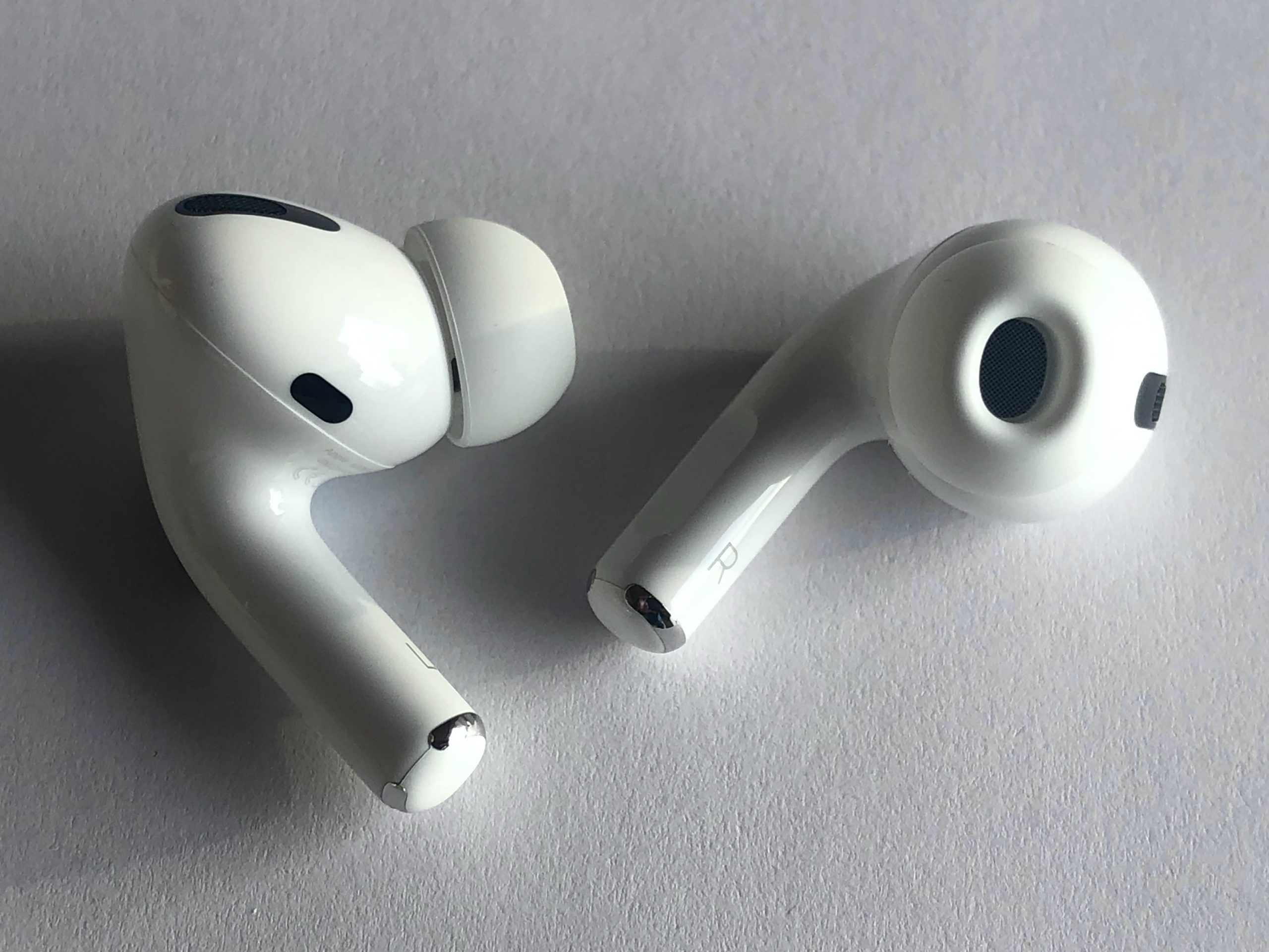 How to Answer Call on Airpods Pro Tips