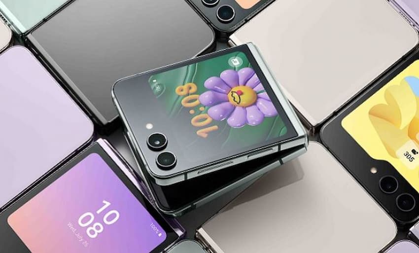 Samsung Unveils Foldable Smartphones